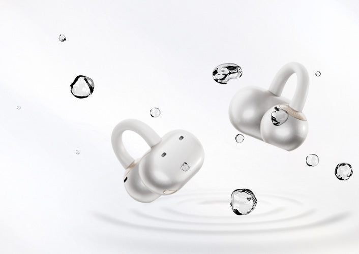 Auricolari impermeabili bianchi con gocce – robusti e moderni per l'uso quotidiano.